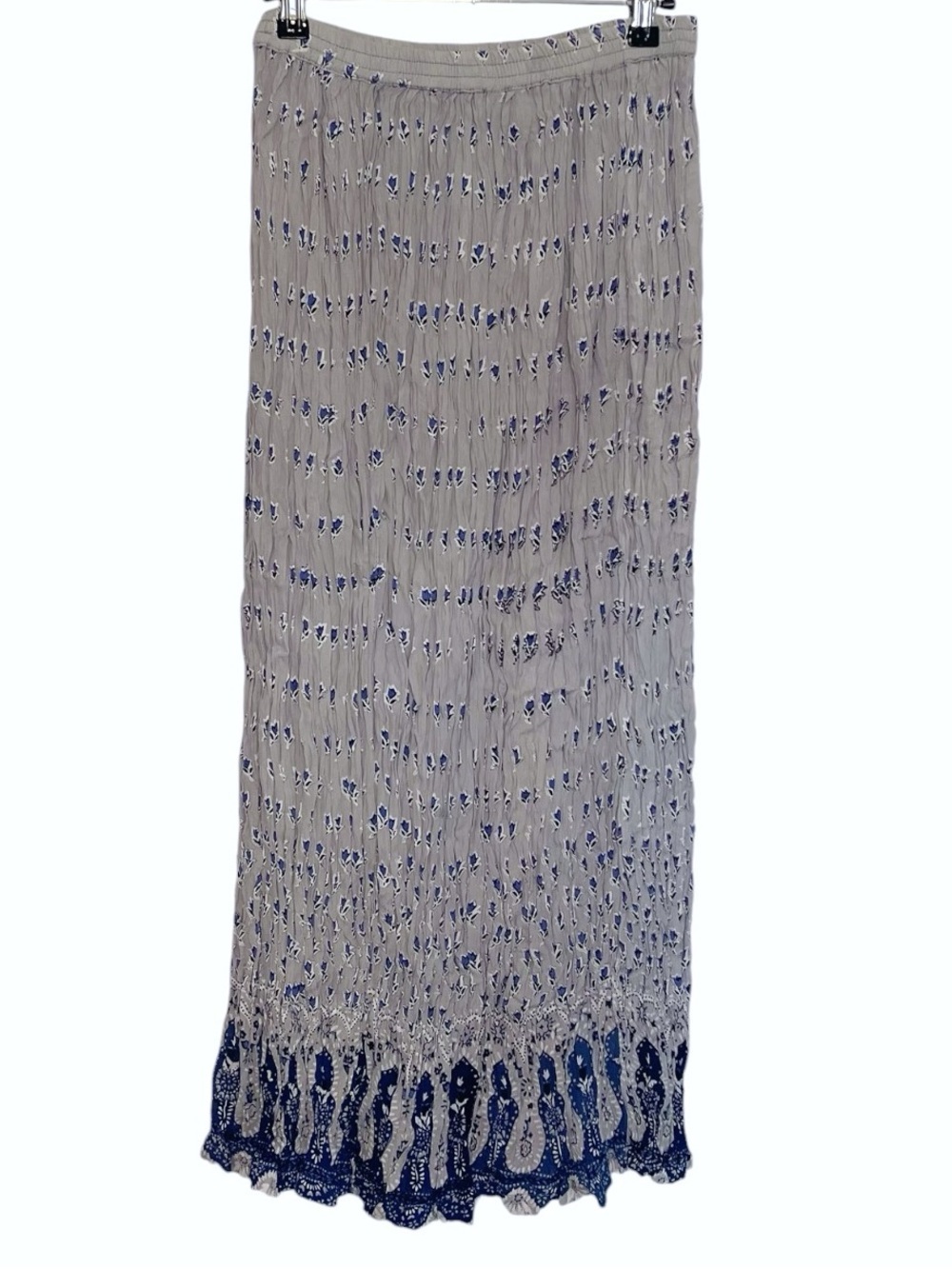 Vintage 90s Neo Nostalgia Grey & Blue Floral Crinkle Broomstick Skirt